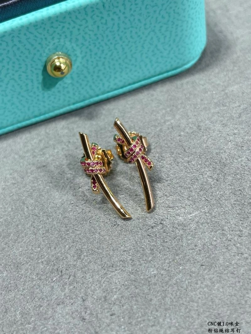 Tiffany Earrings Breathable 253380