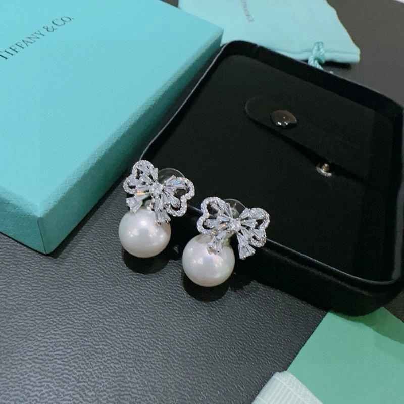 Cozy Tiffany Earrings 253213