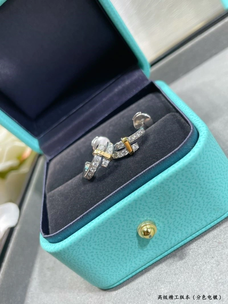 Tiffany Earrings Flexible 253221