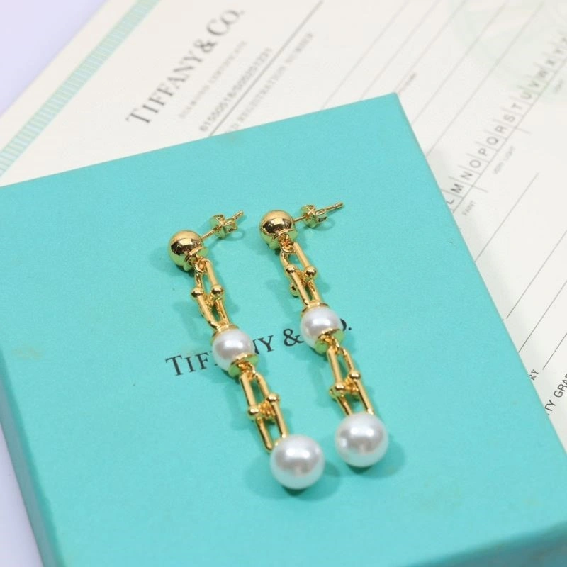 Tiffany Earrings Versatile 253232
