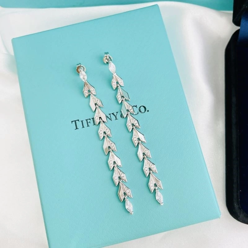 Tiffany Earrings Timeless 253197