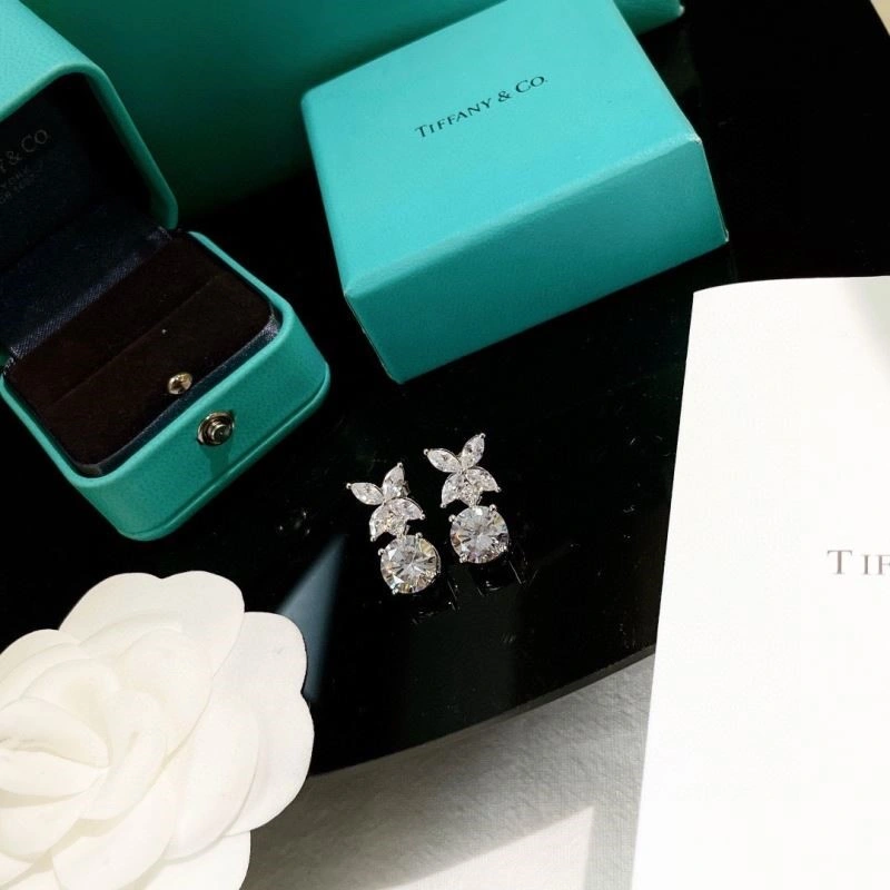 Tiffany Earrings Functional 253168