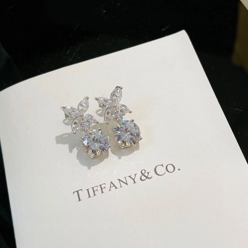 Tiffany Earrings Functional 253168