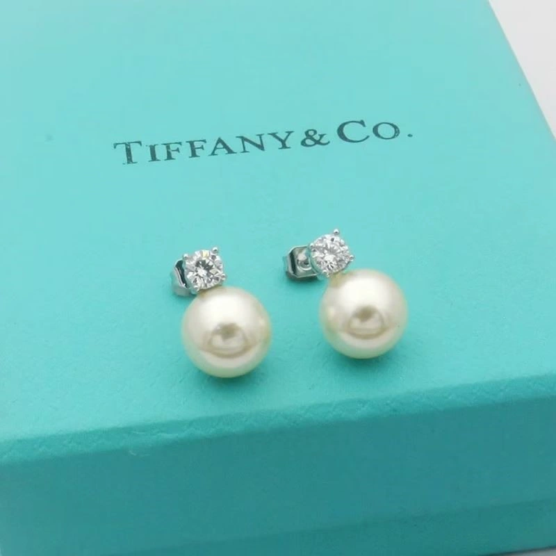 Tiffany Earrings Versatile 253182