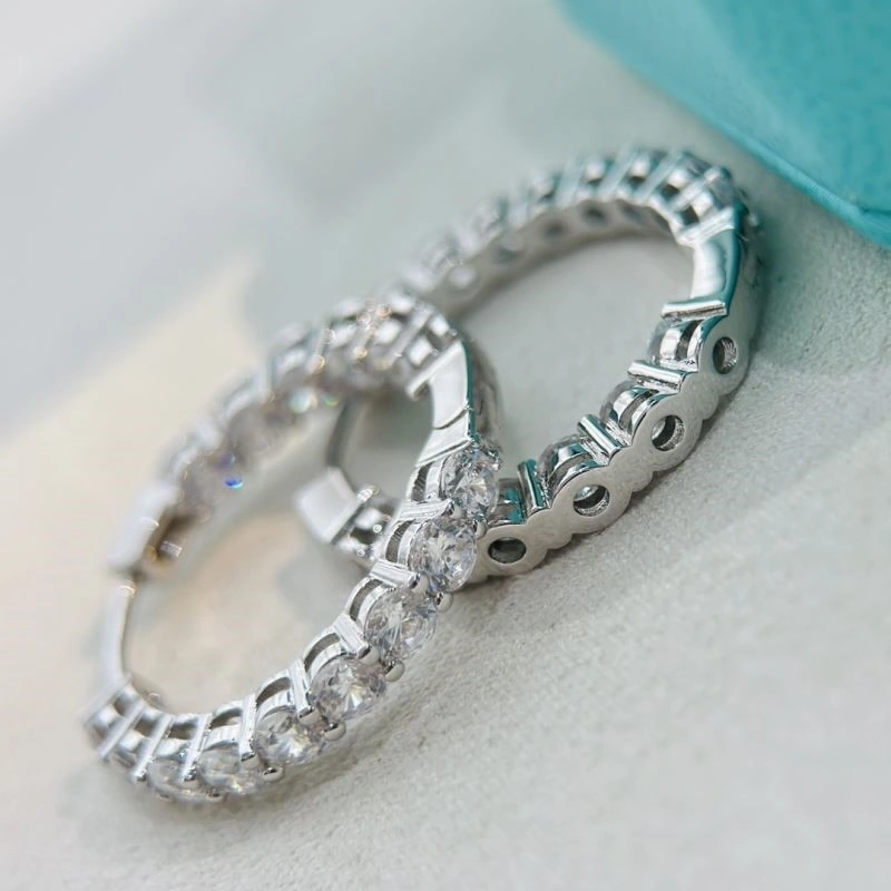 Tiffany Earrings MoistureWicking 253126