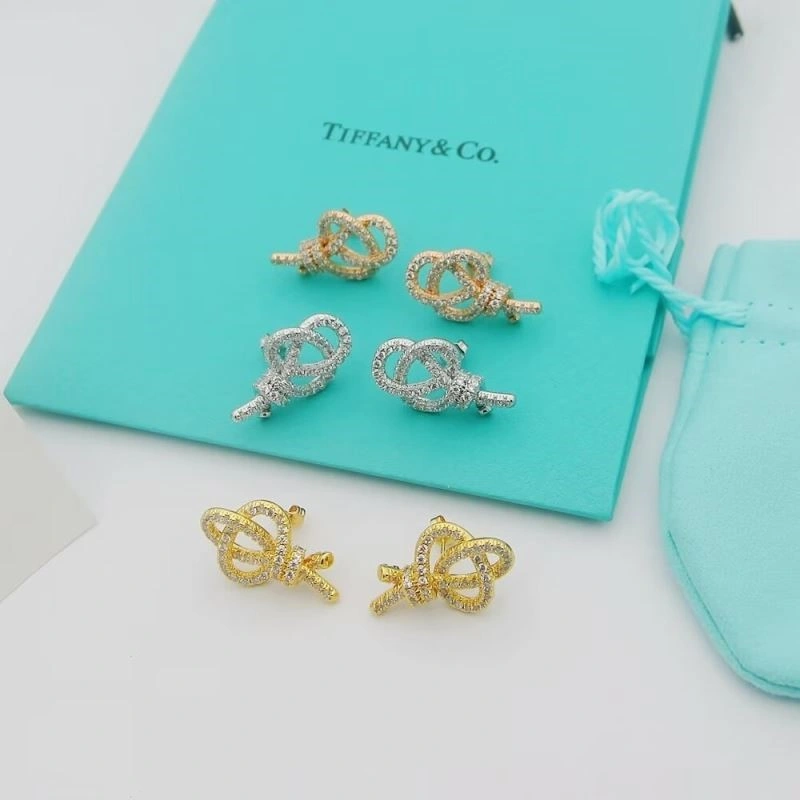 Tiffany Earrings SoftTouch 253158