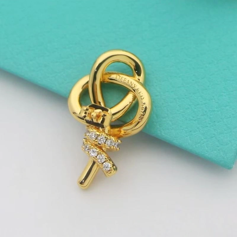 Tiffany Earrings SoftTouch 253158