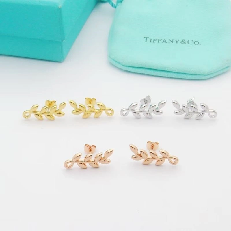 Sporty Tiffany Earrings 253151