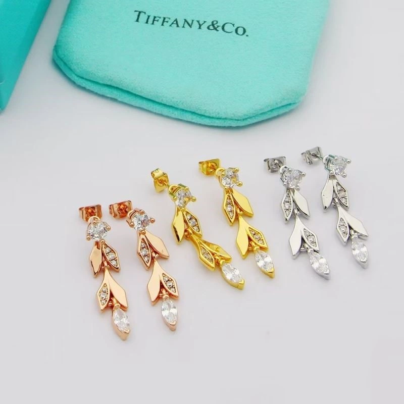 Lightweight Tiffany Earrings 253141