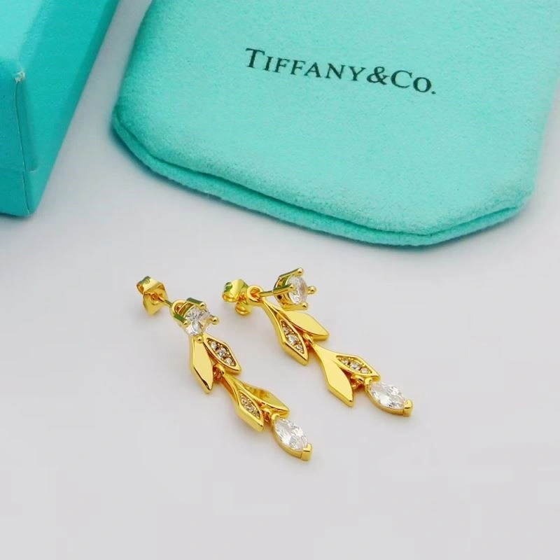 Lightweight Tiffany Earrings 253141