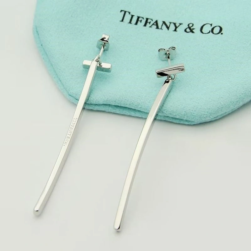 Tiffany Earrings Functional 253139