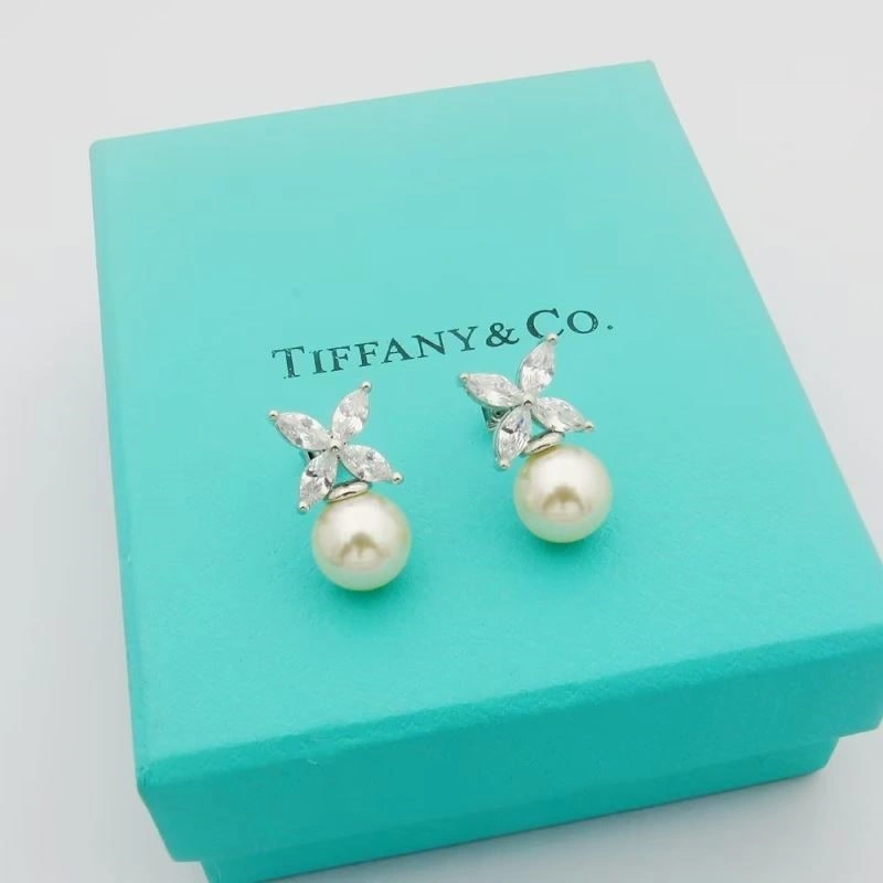 Functional Tiffany Earrings 253128