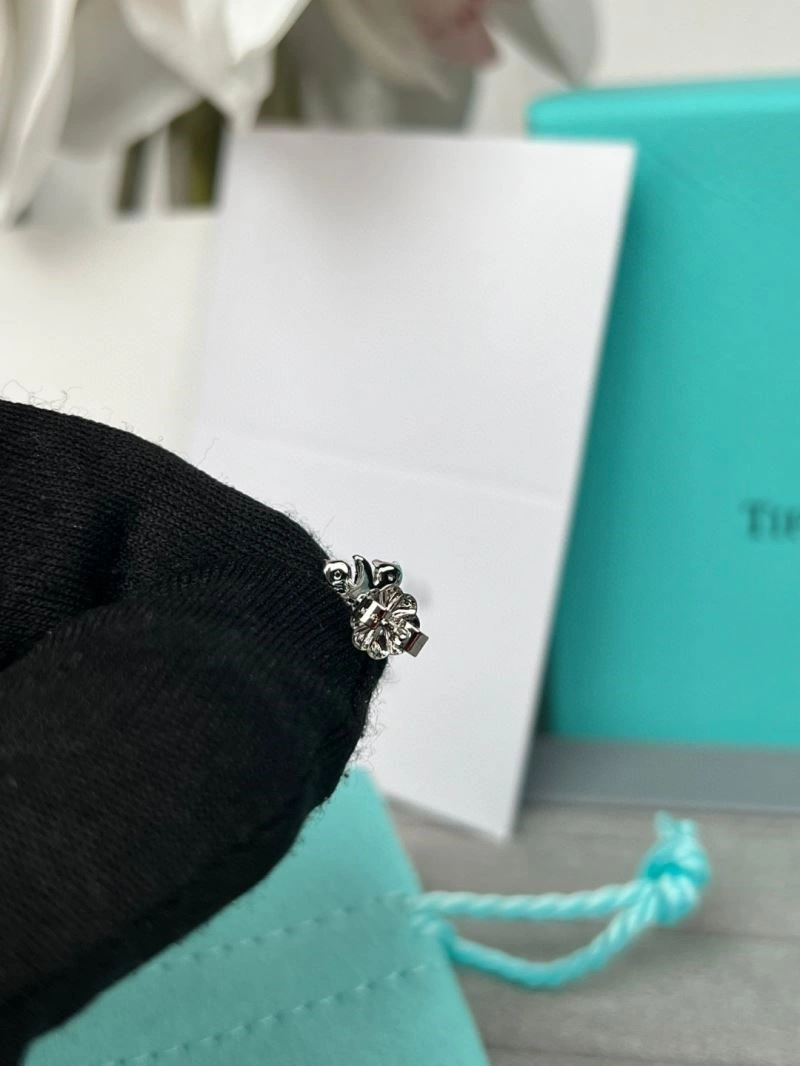 Contemporary Tiffany Earrings 253119