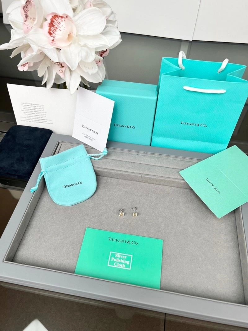 MoistureWicking Tiffany Earrings 253117