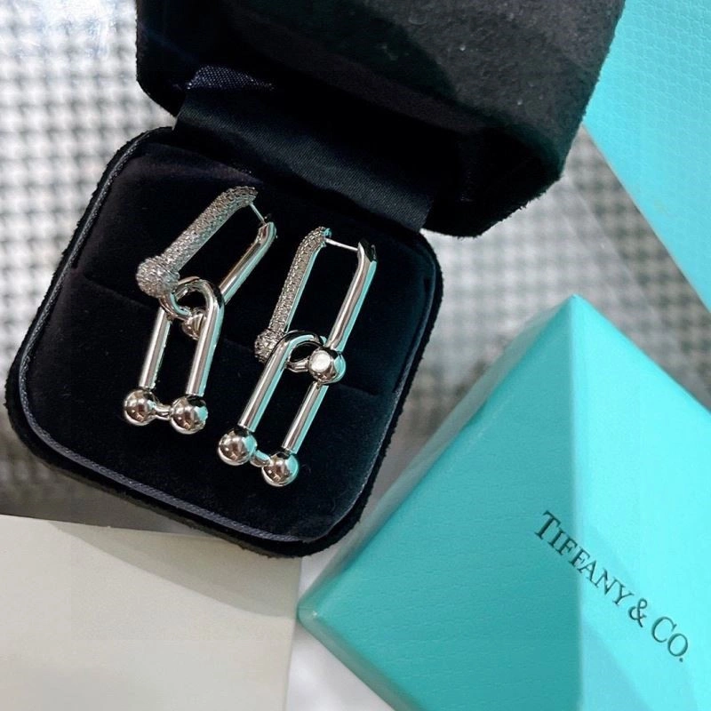 Tiffany Earrings TechFriendly 252748