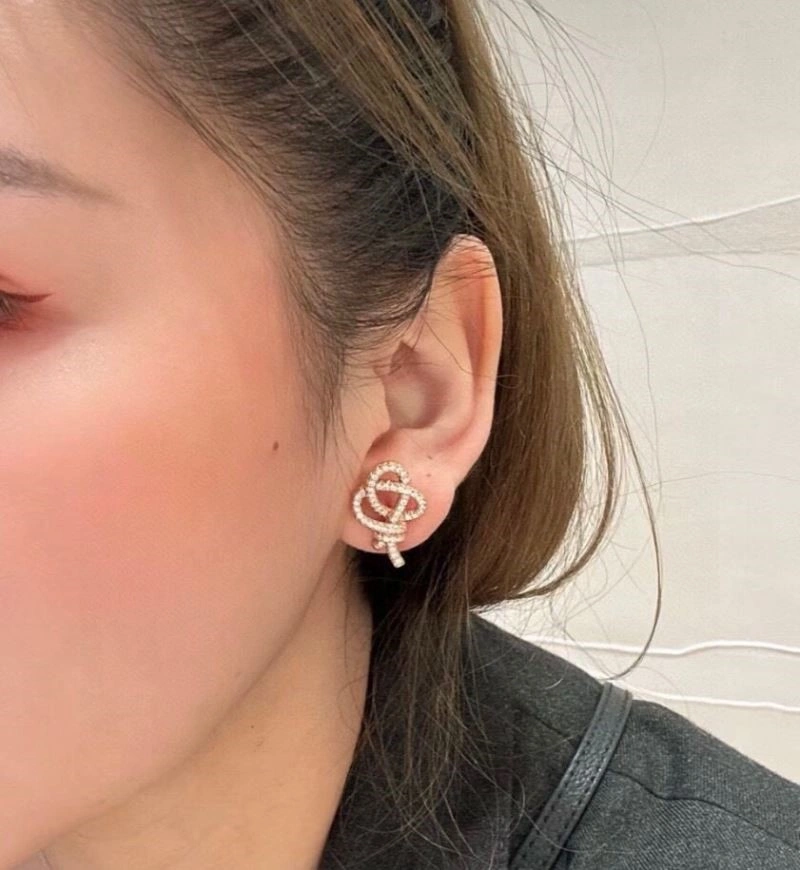 Lightweight Tiffany Earrings 252724