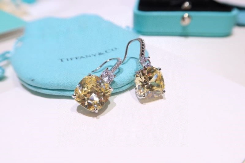Cozy Tiffany Earrings 252735