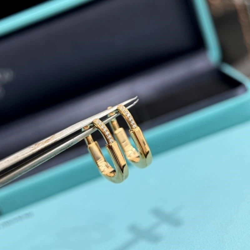 Tiffany Earrings SoftTouch 252716