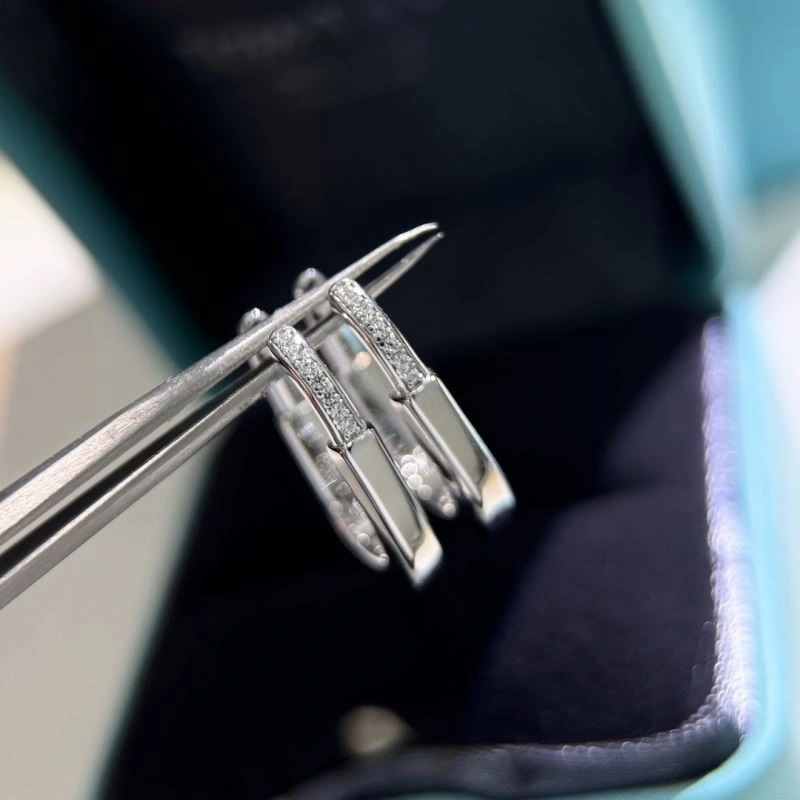 Tiffany Earrings SportInspired 252715