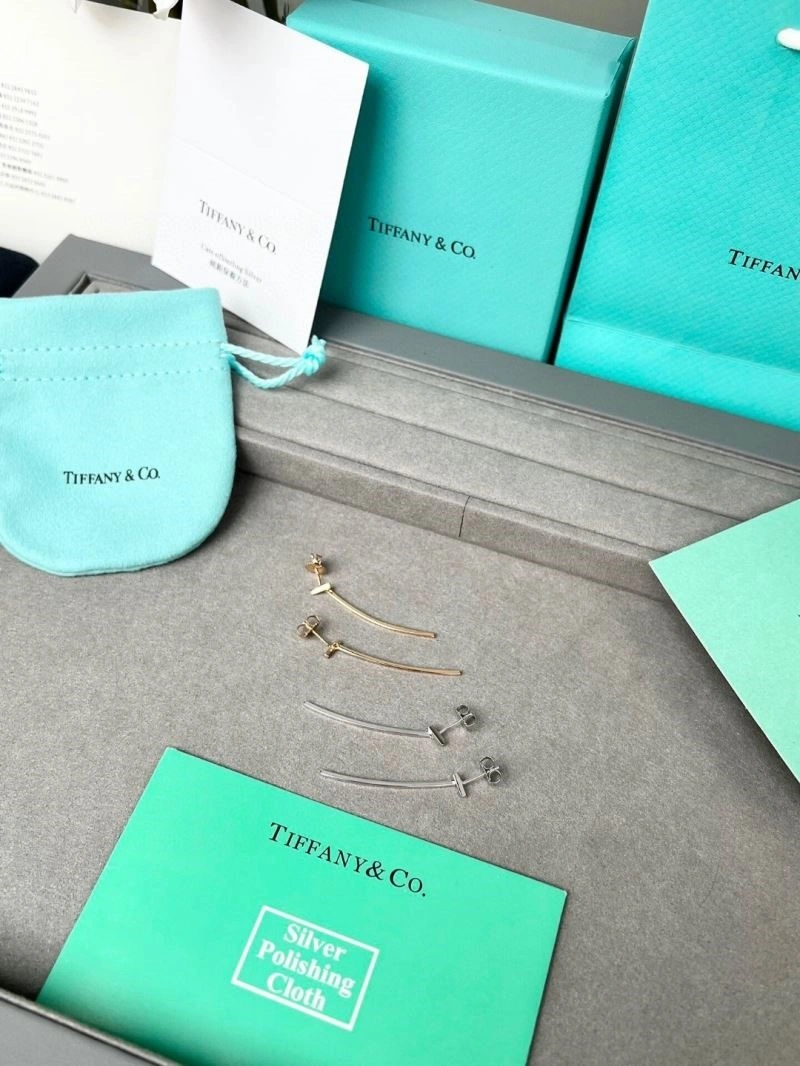 Tiffany Earrings Bright 252692