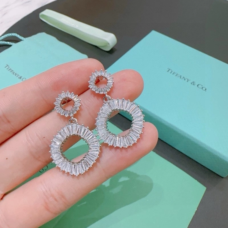 Tiffany Earrings ModernLook 252356