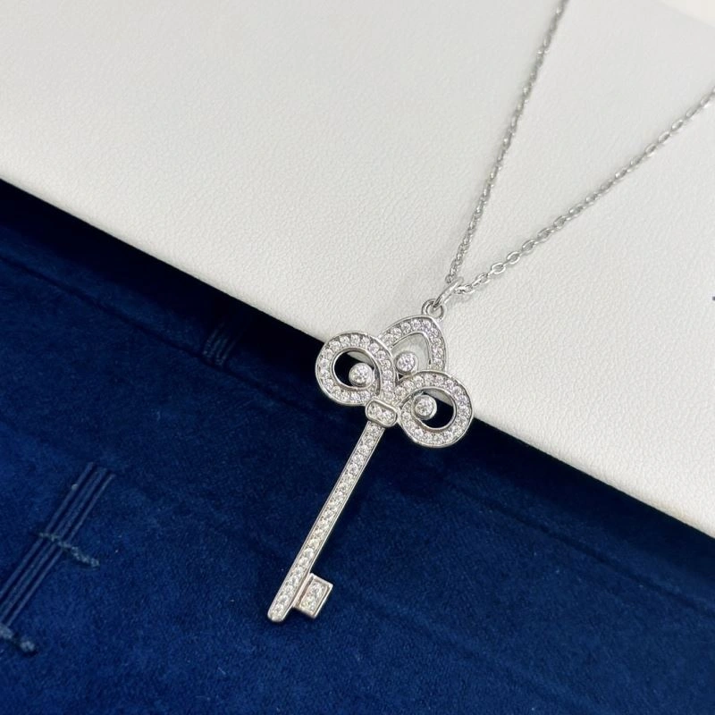 Resilient Tiffany Necklaces 253878