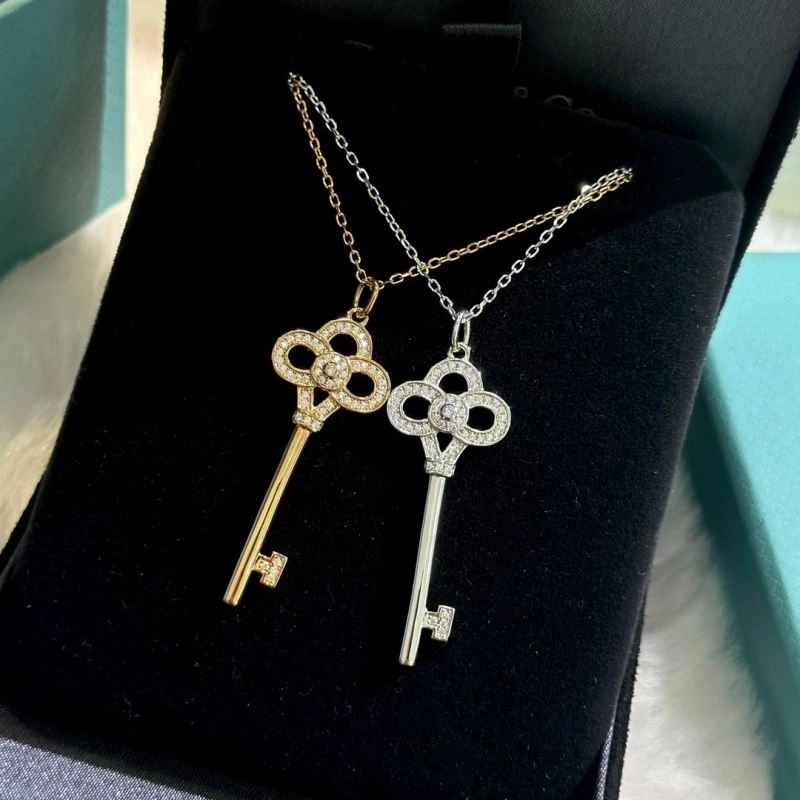 RelaxedFit Tiffany Necklaces 253888