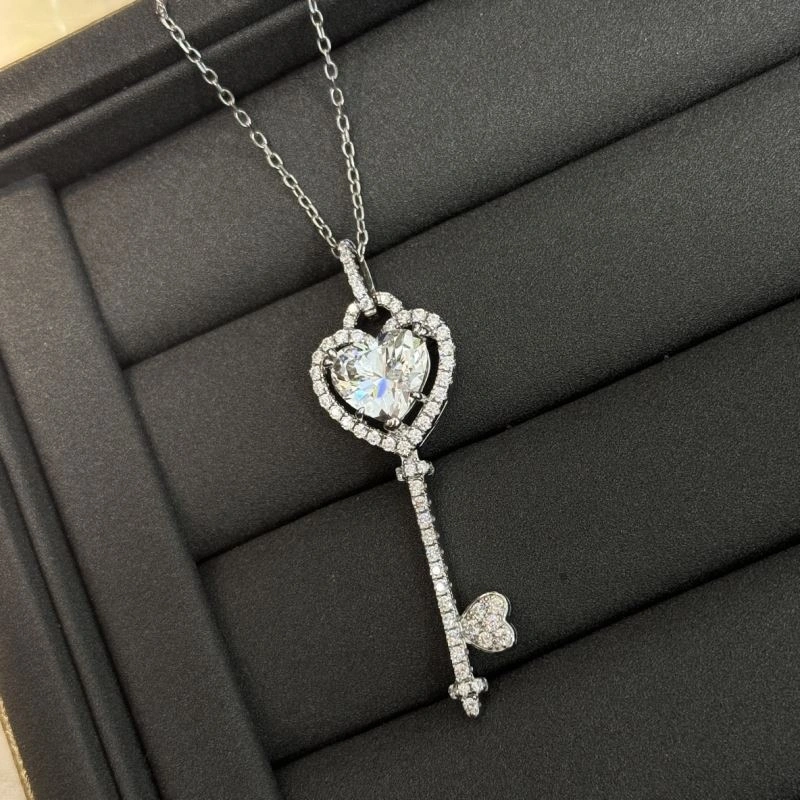 Tiffany Necklaces Versatile 253870