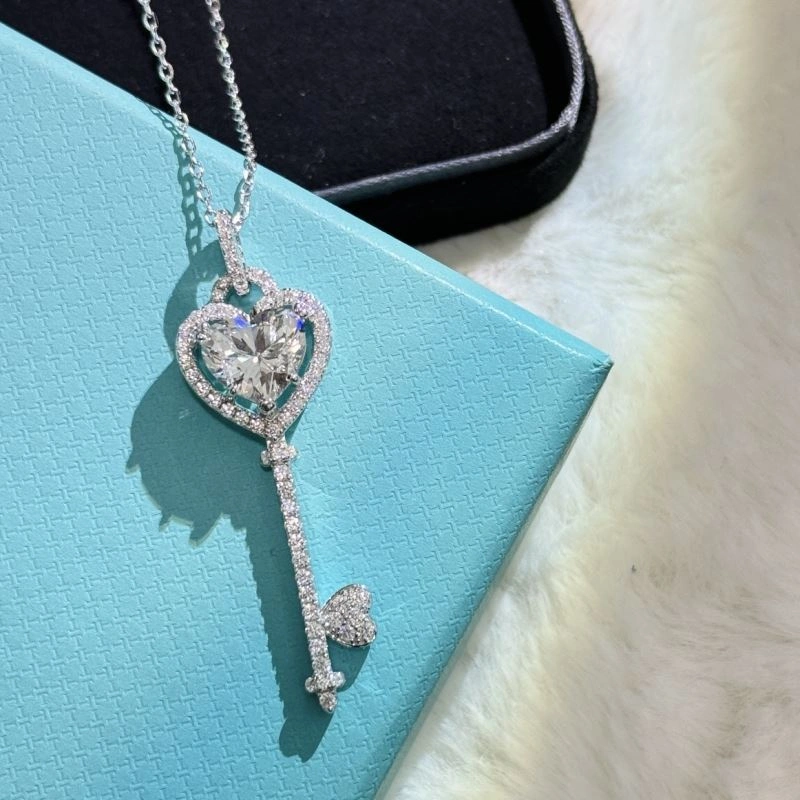 Tiffany Necklaces Versatile 253870