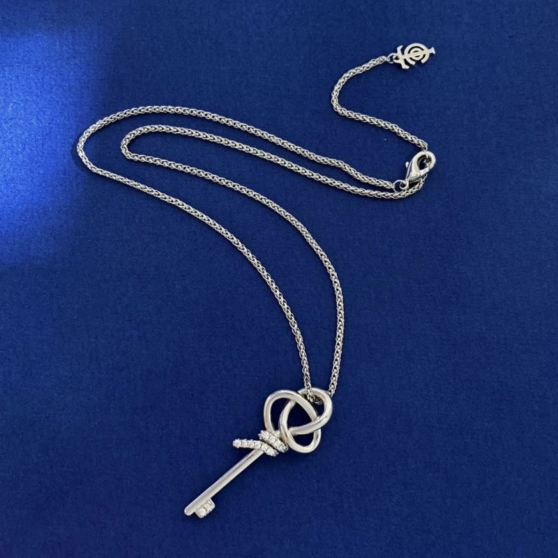 Tiffany Necklaces Breathable 253892