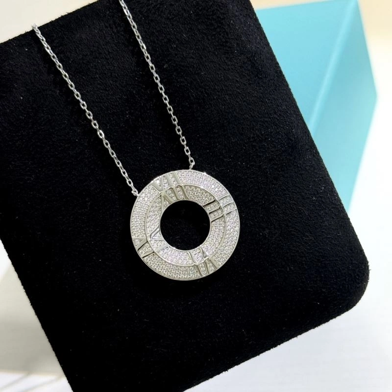 Compact Tiffany Necklaces 253824