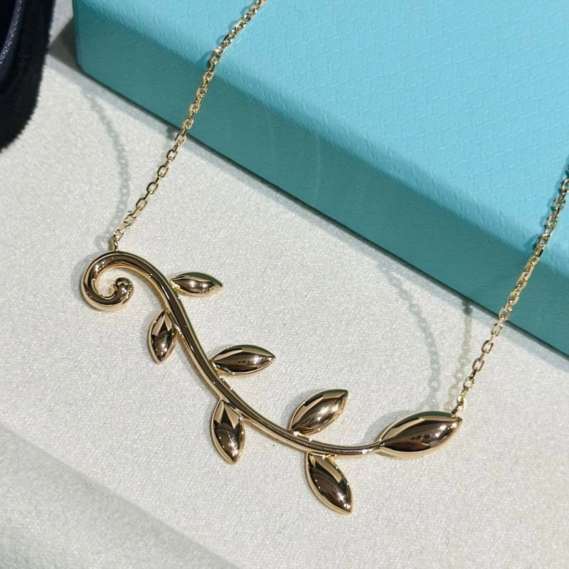 Tiffany Necklaces ModernLook 253968