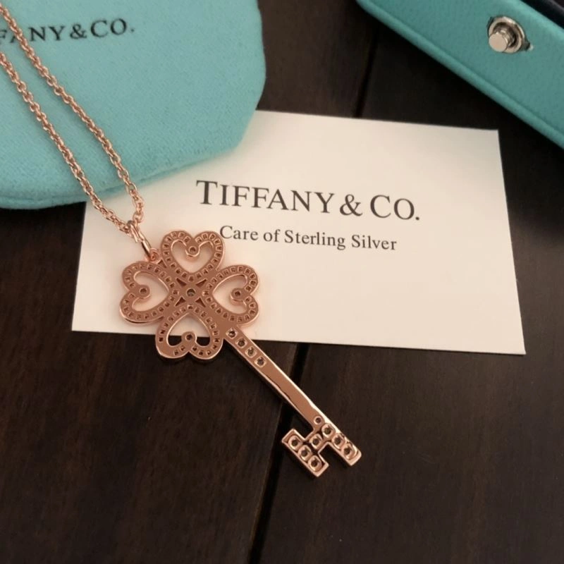 Tiffany Necklaces WeatherProof 253929