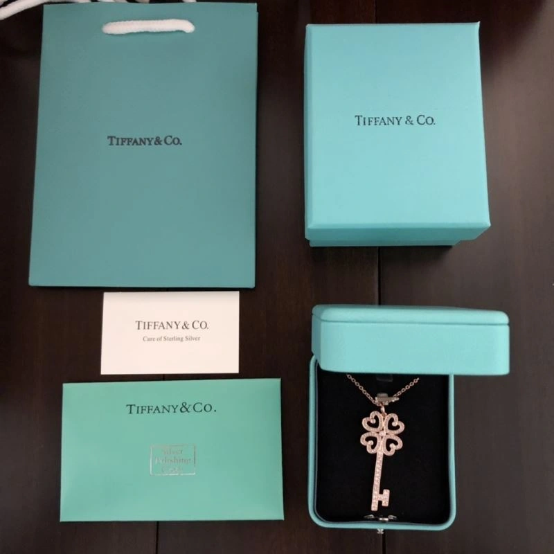 Tiffany Necklaces WeatherProof 253929