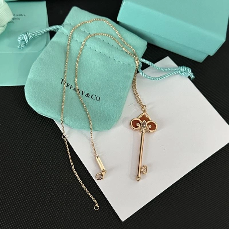 MoistureWicking Tiffany Necklaces 253925