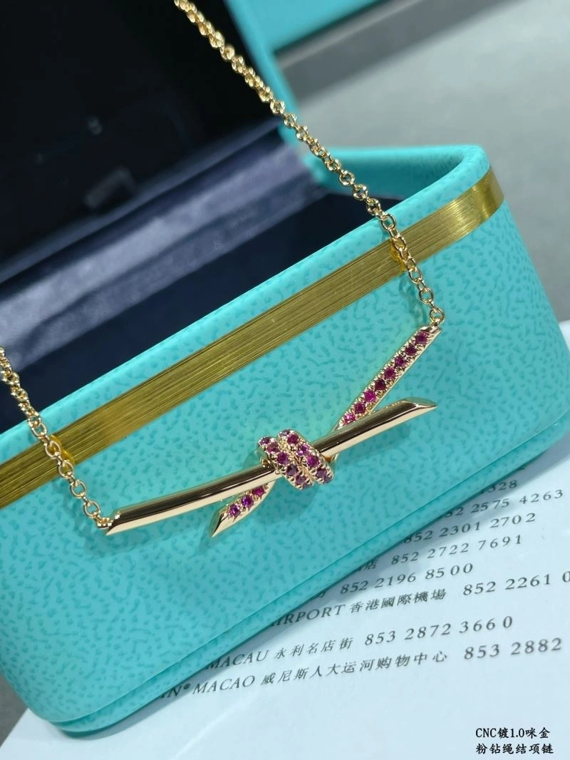 EyeCatching Tiffany Necklaces 253743