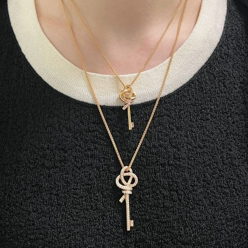 Tiffany Necklaces Lightweight 253769