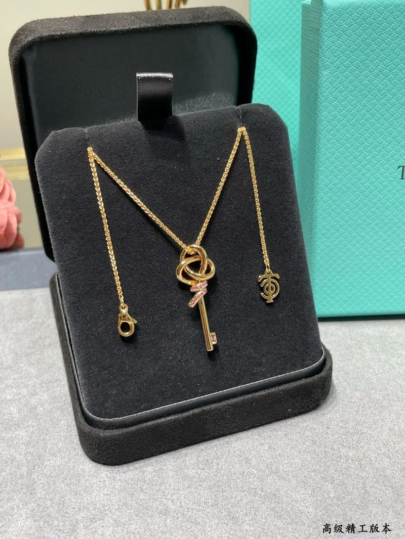 Tiffany Necklaces Lightweight 253769