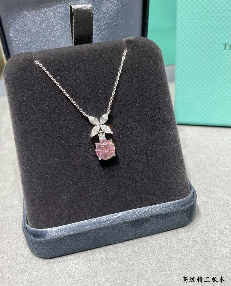 Neat Tiffany Necklaces 253771