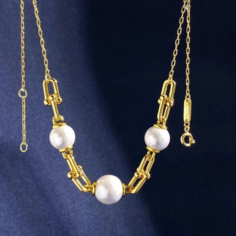 Contemporary Tiffany Necklaces 253740