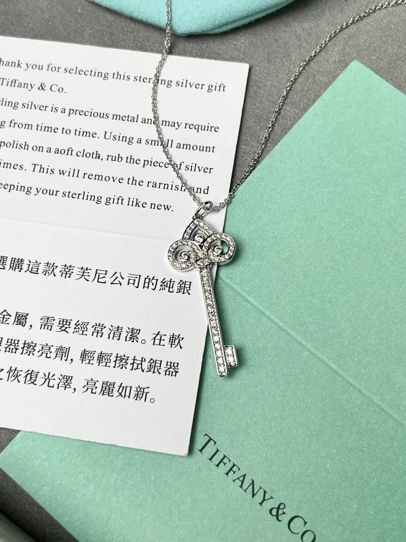 GoAnywhere Tiffany Necklaces 253734