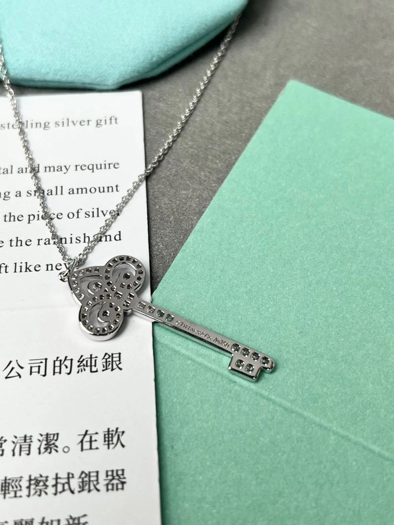 GoAnywhere Tiffany Necklaces 253734