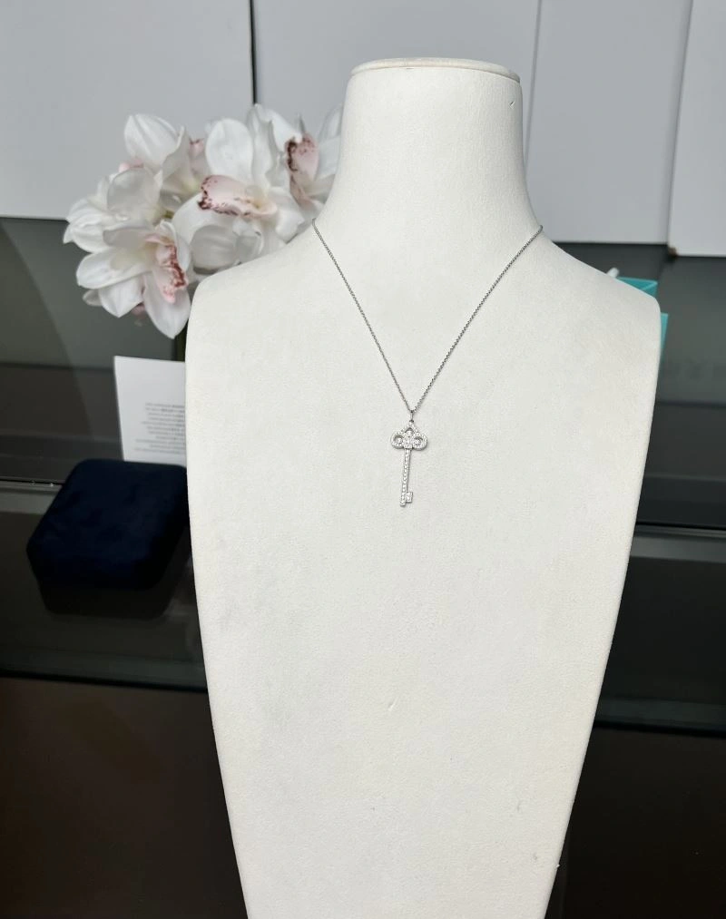 GoAnywhere Tiffany Necklaces 253734