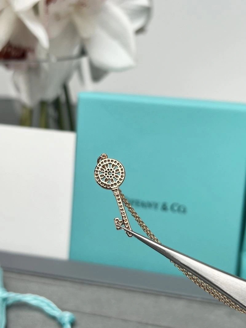 Durable Tiffany Necklaces 253722