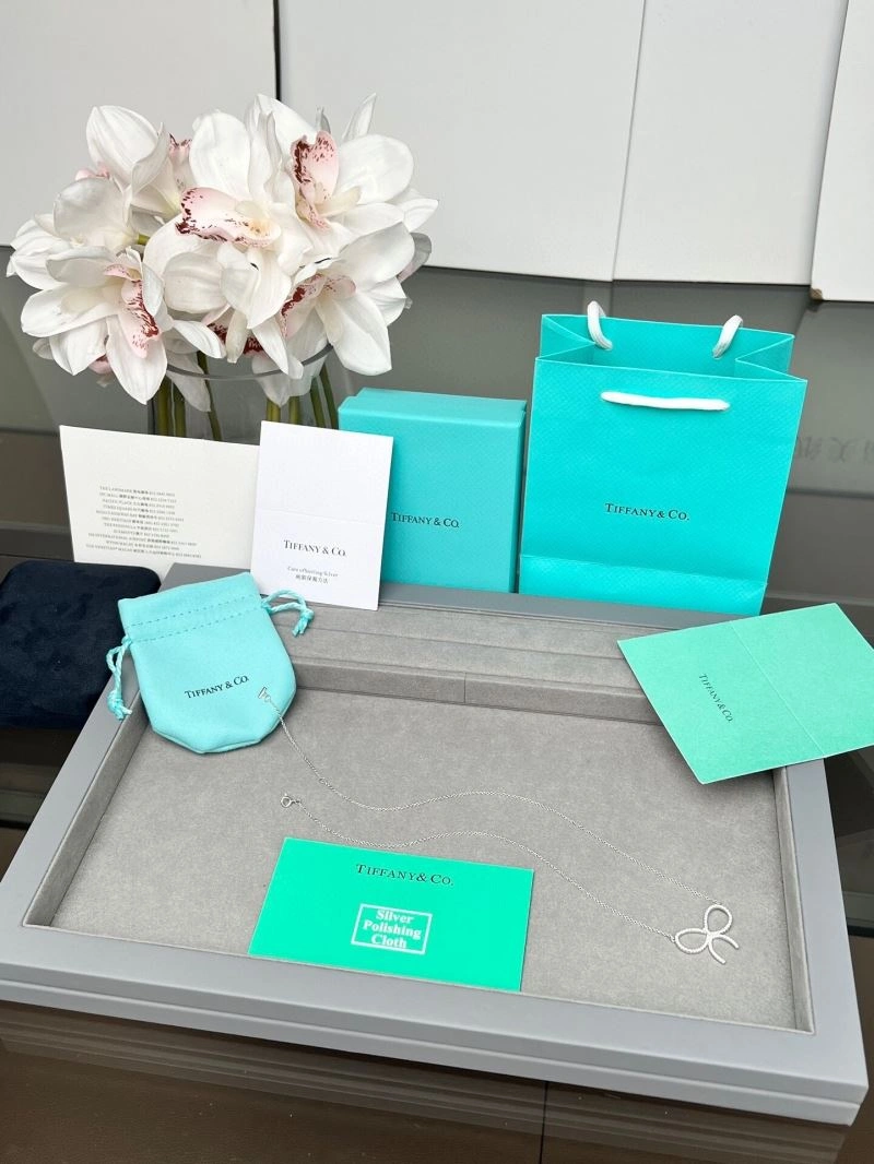 ComfortFit Tiffany Necklaces 253577