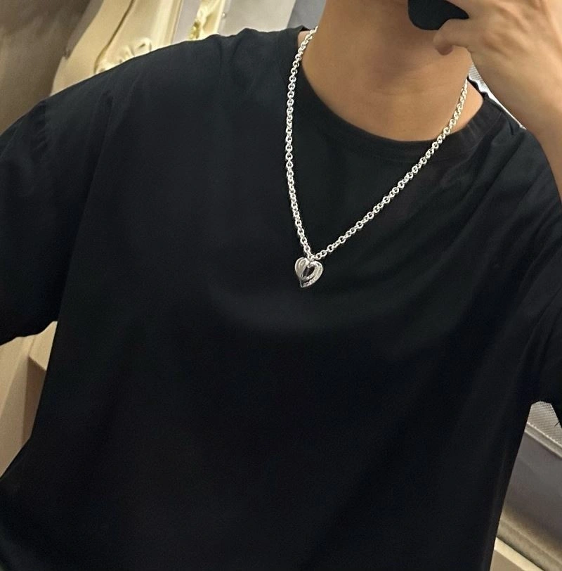 Resilient Tiffany Necklaces 253592