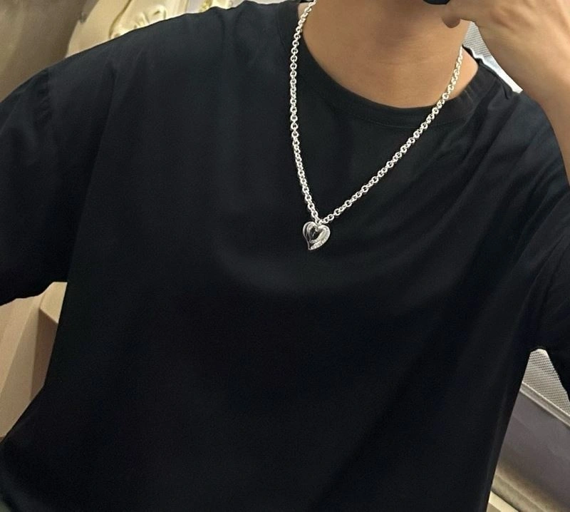Resilient Tiffany Necklaces 253592