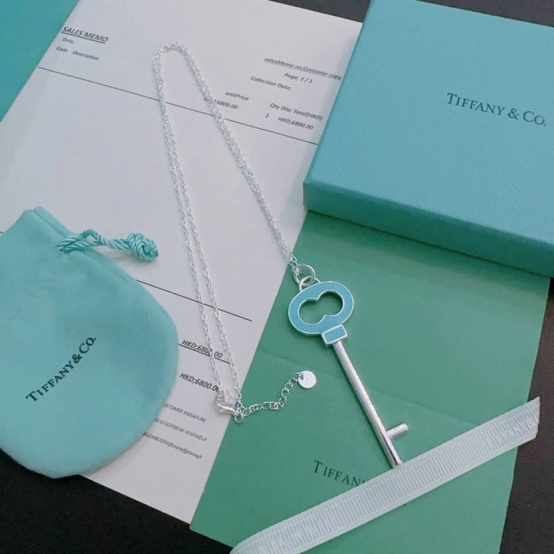 Contemporary Tiffany Necklaces 253487