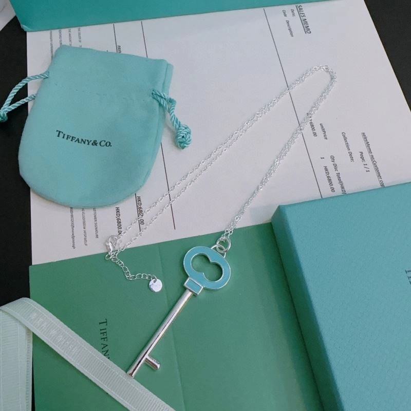 Contemporary Tiffany Necklaces 253487