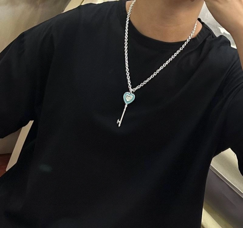 UrbanChic Tiffany Necklaces 253467